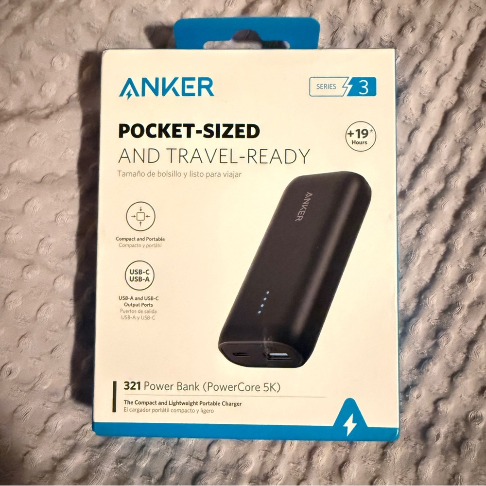 NWT Anker Series 3 321 Power Bank, USB A & C (5000mAh, 12W, 2-Port) - Black